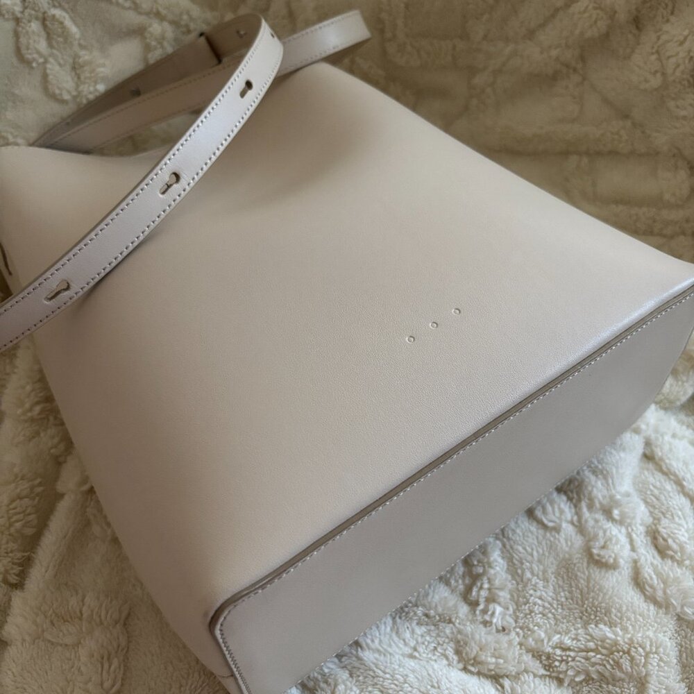 Gorgeous Aesther Ekme Sac Bucket in White - Picture 3 of 9